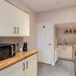 Town Apartment, Parking, Dog Friendly,