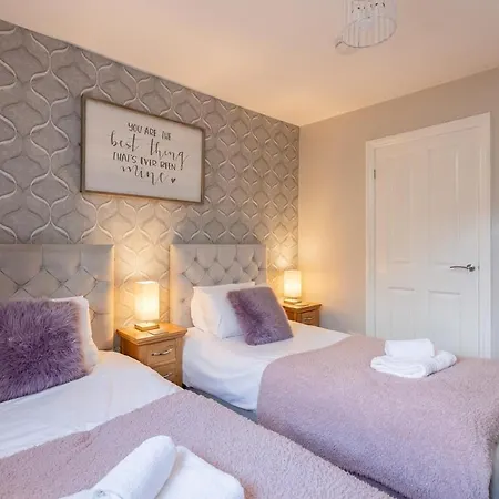 Town Apartment, Parking, Dog Friendly, Vakantiehuis *