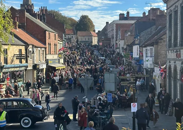 Town Apartment, Parking, Dog Friendly, Pickering